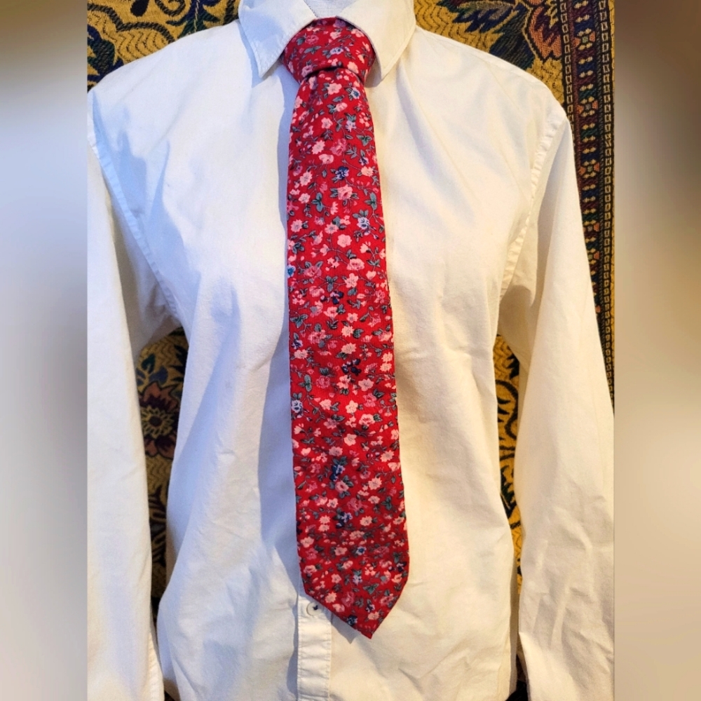 Red Floral Tie